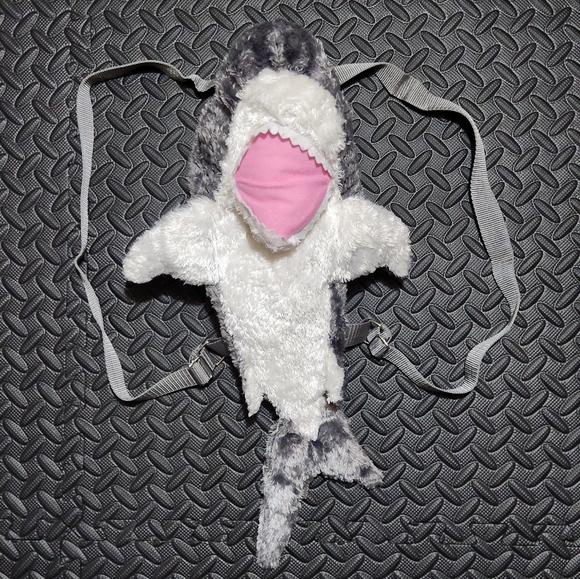 90s Vintage Shark Plush Backpack - Picture 3 of 5